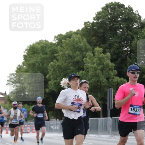 29.06.2025 - hella hamburg halbmarathon Jannik Wohlers http://msf.ph/oto/8187938 29.06.2025 09:44:26 Lombardsbrücke 1065, 1827, 2021, 3201, 3845, 4678, 5367, 7349, 8473, 8731, 10156, 10848, 12287, 12337, 12369, 13838, 13956, 14164, 15268, 15583, 15880, 16377, 16508, 16736, 18567, 18874 meine-sportfotos.de