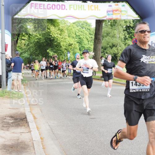29.06.2025 - hella hamburg halbmarathon MichiJ http://msf.ph/oto/8188027 29.06.2025 10:19:09 Zwischen KM18-KM19 1758, 2021, 5328, 10156, 12337, 13374, 14395, 15880, 16118, 16157, 18737, 19142 meine-sportfotos.de