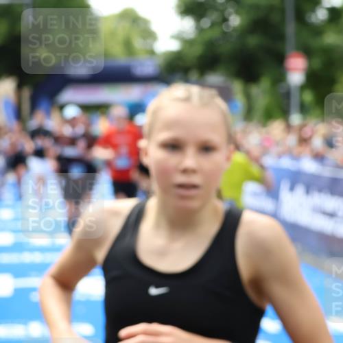 29.06.2025 - hella hamburg halbmarathon Zöllner http://msf.ph/oto/8188051 29.06.2025 10:43:51 Ziel 1976, 3437, 3697, 5624, 5692, 6991, 7185, 9043, 9159, 9374, 11153, 11778, 11848, 13897, 14861, 15512, 16062, 16105, 18650, 19090 meine-sportfotos.de