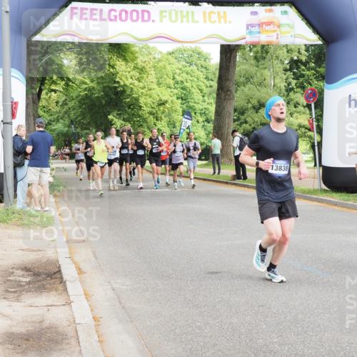 29.06.2025 - hella hamburg halbmarathon MichiJ http://msf.ph/oto/8188154 29.06.2025 10:19:11 Zwischen KM18-KM19 2021, 2180, 10156, 12337, 13838, 14395, 15880, 16118, 18737, 19142 meine-sportfotos.de
