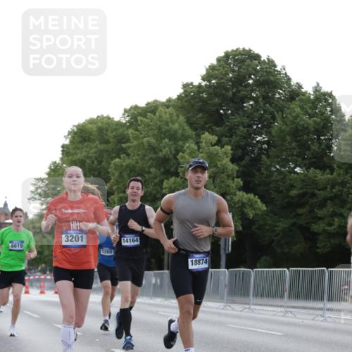 29.06.2025 - hella hamburg halbmarathon Jannik Wohlers http://msf.ph/oto/8188166 29.06.2025 09:44:31 Lombardsbrücke 1827, 3201, 3845, 4678, 5269, 5367, 6619, 8473, 8731, 10156, 10848, 12287, 13838, 13956, 14164, 15268, 15583, 16377, 16508, 16736, 17488, 18567, 18874 meine-sportfotos.de