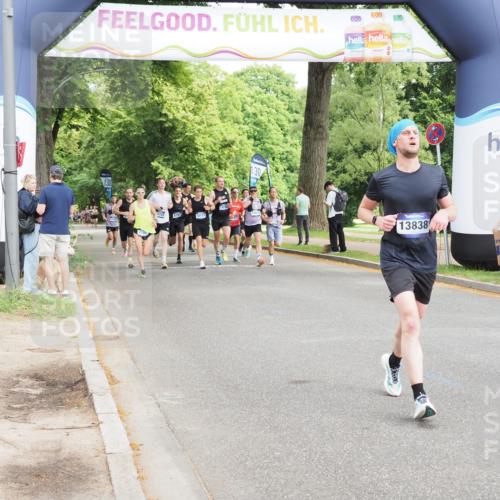 29.06.2025 - hella hamburg halbmarathon MichiJ http://msf.ph/oto/8188180 29.06.2025 10:19:11 Zwischen KM18-KM19 2021, 2180, 10156, 12337, 13838, 14395, 15880, 16118, 18737, 19142 meine-sportfotos.de
