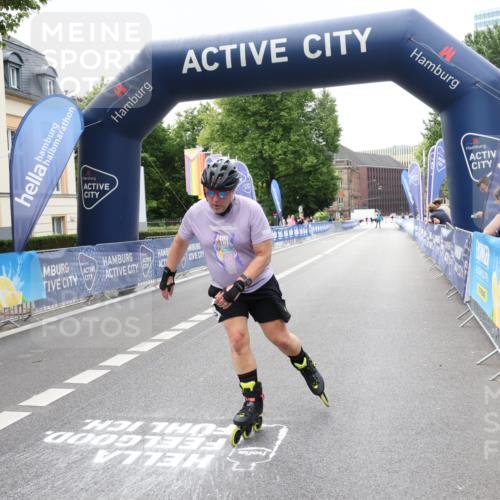 29.06.2025 - hella hamburg halbmarathon Strokosch-Dieckow http://msf.ph/oto/8188246 29.06.2025 09:28:42 Ziel 20322 meine-sportfotos.de