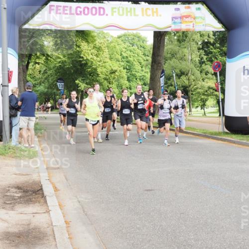 29.06.2025 - hella hamburg halbmarathon MichiJ http://msf.ph/oto/8188341 29.06.2025 10:19:12 Zwischen KM18-KM19 2021, 2180, 10156, 13838, 14395, 15253, 15880, 16118, 18737, 19142, 19204 meine-sportfotos.de
