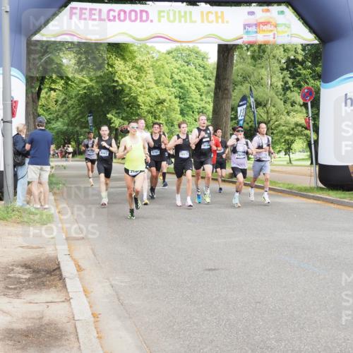 29.06.2025 - hella hamburg halbmarathon MichiJ http://msf.ph/oto/8188352 29.06.2025 10:19:12 Zwischen KM18-KM19 2021, 2180, 10156, 13838, 14395, 15253, 15880, 16118, 18737, 19142, 19204 meine-sportfotos.de