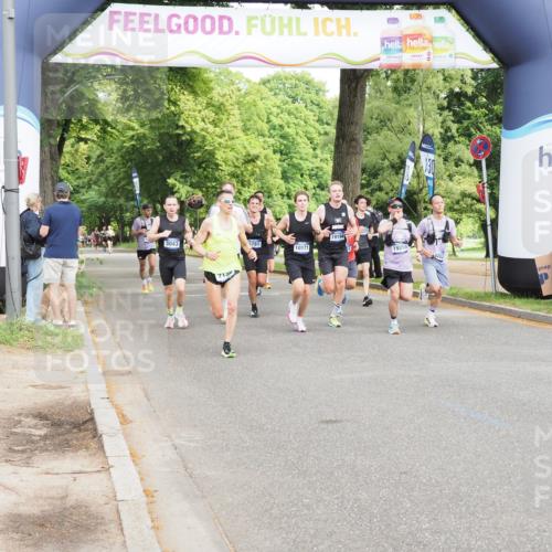 29.06.2025 - hella hamburg halbmarathon MichiJ http://msf.ph/oto/8188378 29.06.2025 10:19:12 Zwischen KM18-KM19 2021, 2180, 10156, 13838, 14395, 15253, 15880, 16118, 18737, 19142, 19204 meine-sportfotos.de