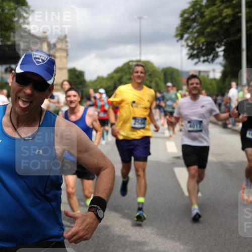 29.06.2025 - hella hamburg halbmarathon Yannick Fuchs http://msf.ph/oto/8188467 29.06.2025 10:43:46 20KM 2013, 2504, 2516, 2592, 2706, 2878, 2889, 2937, 3060, 3543, 3562, 3692, 4017, 4832, 5460, 5978, 6115, 6158, 7100, 7297, 7332, 7657, 8112, 8437, 8454, 8813, 9038, 9126, 9200, 9463, 9491, 9597, 9619, 9695, 9723, 9924, 9965, 10189, 11339, 11340, 11519, 11819, 11977, 12035, 12271, 12670, 13159, 13233, 13688, 13690, 13976, 14526, 14838, 15519, 15523, 15966, 16114, 16653, 16731, 16738, 16843, 16877, 16891, 17001, 17753, 17908, 18058, 18350, 18842, 18926, 18960, 19109 meine-sportfotos.de