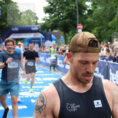 29.06.2025 - hella hamburg halbmarathon Zöllner http://msf.ph/oto/8188468 29.06.2025 10:44:05 Ziel 1391, 1558, 2816, 4981, 6705, 8063, 8900, 9081, 10596, 11346, 13123, 15383, 16506, 16697, 17516, 17977, 18004 meine-sportfotos.de