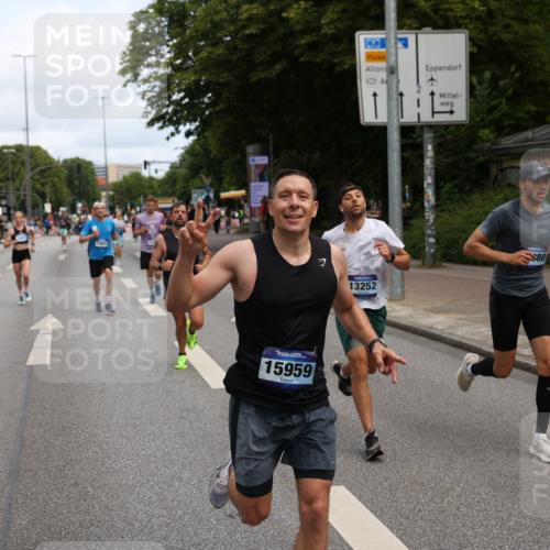 29.06.2025 - hella hamburg halbmarathon Yannick Fuchs http://msf.ph/oto/8188507 29.06.2025 10:30:33 20KM 1889, 3843, 4062, 6032, 10384, 10477, 10877, 12447, 12462, 12488, 12514, 13252, 13343, 13419, 13798, 14789, 14875, 15161, 15415, 15701, 15959, 16119, 16123, 17612, 17691, 18259, 18841 meine-sportfotos.de