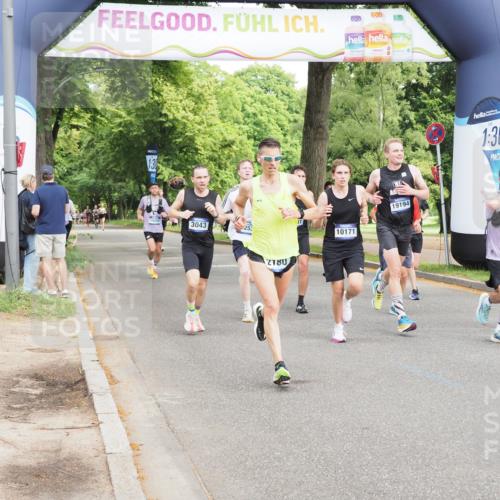 29.06.2025 - hella hamburg halbmarathon MichiJ http://msf.ph/oto/8188555 29.06.2025 10:19:13 Zwischen KM18-KM19 2021, 2180, 6781, 9137, 10156, 10171, 13838, 14395, 15253, 15880, 19142, 19203, 19204 meine-sportfotos.de