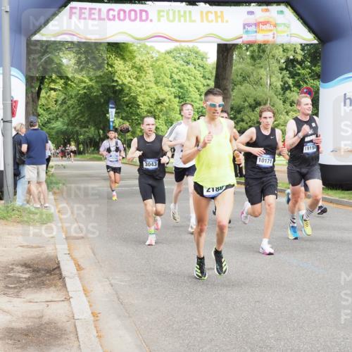 29.06.2025 - hella hamburg halbmarathon MichiJ http://msf.ph/oto/8188586 29.06.2025 10:19:14 Zwischen KM18-KM19 2180, 3043, 6781, 7231, 9137, 10156, 10171, 13838, 14164, 14395, 15253, 15880, 19194, 19203, 19204 meine-sportfotos.de