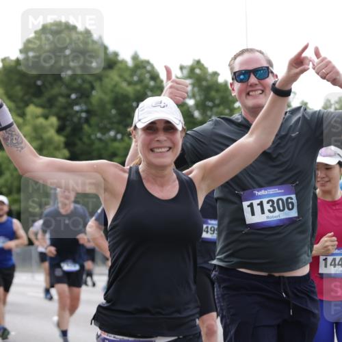 29.06.2025 - hella hamburg halbmarathon Jannik Wohlers http://msf.ph/oto/8188605 29.06.2025 10:23:47 Lombardsbrücke 1005, 1009, 1389, 1444, 2132, 3013, 3185, 3285, 3579, 4597, 4684, 4719, 4993, 5039, 5258, 5260, 5954, 6524, 6526, 7013, 7426, 7528, 7920, 8167, 8187, 8297, 9063, 11306, 11347, 12210, 13711, 14433, 14439, 14824, 15352, 15456, 16345, 16861, 17147, 17262, 17414, 17559, 17560, 17595, 18109, 18132, 18210 meine-sportfotos.de