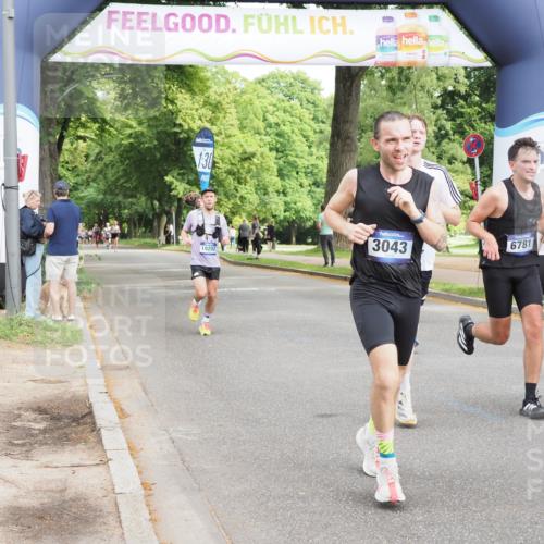 29.06.2025 - hella hamburg halbmarathon MichiJ http://msf.ph/oto/8188660 29.06.2025 10:19:15 Zwischen KM18-KM19 2180, 3043, 6781, 7231, 9137, 10156, 10171, 10790, 13838, 14164, 14395, 15253, 15880, 19194, 19203, 19204 meine-sportfotos.de