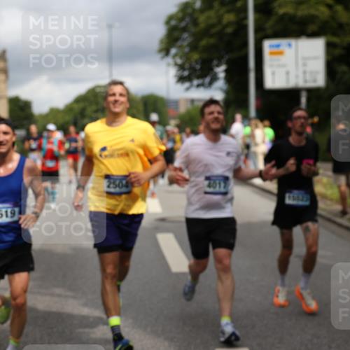 29.06.2025 - hella hamburg halbmarathon Yannick Fuchs http://msf.ph/oto/8188665 29.06.2025 10:43:46 20KM 2013, 2504, 2516, 2592, 2706, 2878, 2889, 2937, 3060, 3543, 3562, 3692, 4017, 4832, 5460, 5978, 6115, 6158, 7100, 7297, 7332, 7657, 8112, 8437, 8454, 8813, 9038, 9126, 9200, 9463, 9491, 9597, 9619, 9695, 9723, 9924, 9965, 10189, 11339, 11340, 11519, 11819, 11977, 12035, 12271, 12670, 13159, 13233, 13688, 13690, 13976, 14526, 14838, 15519, 15523, 15966, 16114, 16653, 16731, 16738, 16843, 16877, 16891, 17001, 17753, 17908, 18058, 18350, 18842, 18926, 18960, 19109 meine-sportfotos.de
