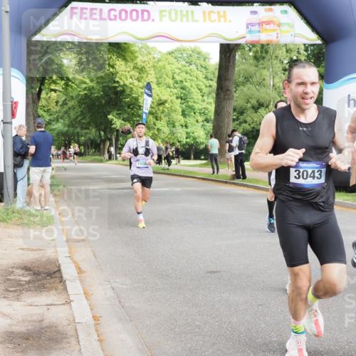29.06.2025 - hella hamburg halbmarathon MichiJ http://msf.ph/oto/8188690 29.06.2025 10:19:15 Zwischen KM18-KM19 2180, 3043, 6781, 7231, 9137, 10156, 10171, 10790, 13838, 14164, 14395, 15253, 15880, 19194, 19203, 19204 meine-sportfotos.de