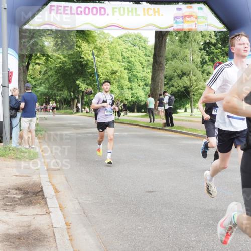 29.06.2025 - hella hamburg halbmarathon MichiJ http://msf.ph/oto/8188746 29.06.2025 10:19:15 Zwischen KM18-KM19 2180, 3043, 6781, 7231, 9137, 10156, 10171, 10790, 13838, 14164, 14395, 15253, 15880, 19194, 19203, 19204 meine-sportfotos.de