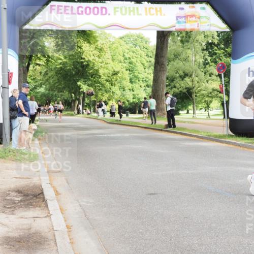 29.06.2025 - hella hamburg halbmarathon MichiJ http://msf.ph/oto/8188953 29.06.2025 10:19:19 Zwischen KM18-KM19 3043, 6781, 7231, 9137, 10171, 10790, 14164, 15253, 15672, 19194, 19202, 19203, 19204 meine-sportfotos.de
