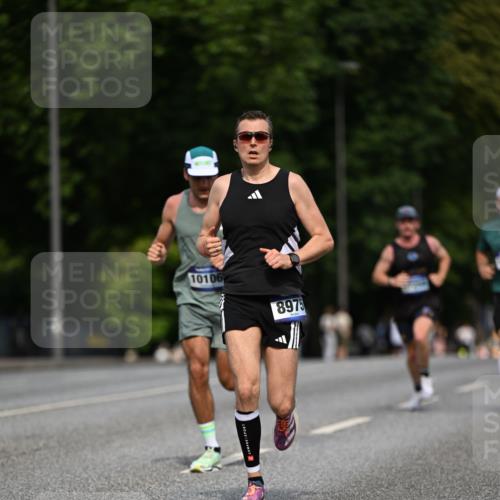 29.06.2025 - hella hamburg halbmarathon Dr. Thomas Lammeyer http://msf.ph/oto/8188989 29.06.2025 09:47:32 Kennedybrücke 1065, 1122, 3075, 3968, 5308, 5344, 7231, 7349, 7793, 8975, 9047, 9079, 10106, 10173, 10790 meine-sportfotos.de