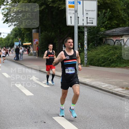 29.06.2025 - hella hamburg halbmarathon Yannick Fuchs http://msf.ph/oto/8189157 29.06.2025 10:30:47 20KM 2399, 2774, 3809, 3843, 4062, 6829, 6990, 6993, 10477, 12447, 12488, 13343, 13419, 14601, 14875, 15115, 15161, 15348, 16119, 17217, 17329, 17612, 17691, 18156, 18600 meine-sportfotos.de