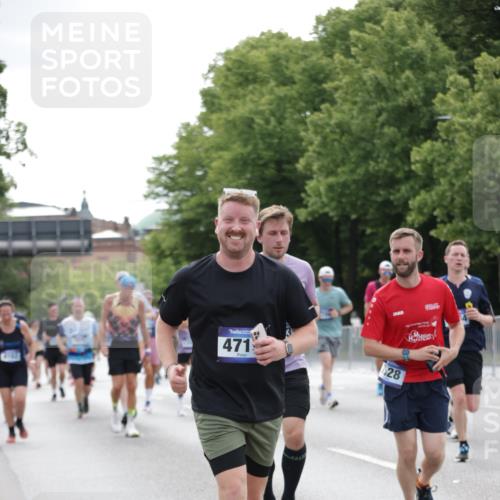 29.06.2025 - hella hamburg halbmarathon Jannik Wohlers http://msf.ph/oto/8189164 29.06.2025 10:23:57 Lombardsbrücke 1005, 1009, 1064, 2132, 2477, 3285, 3579, 3786, 4162, 4464, 4684, 4719, 4993, 6478, 6524, 6526, 7528, 7920, 7975, 8167, 8187, 8297, 9063, 12210, 13380, 13573, 13711, 14143, 14433, 14439, 14824, 15456, 16345, 16861, 17147, 17262, 17559, 17560, 18077, 18109, 18132, 19080 meine-sportfotos.de