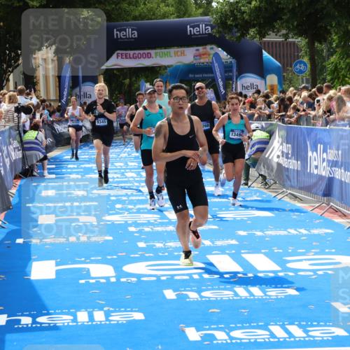 29.06.2025 - hella hamburg halbmarathon Zöllner http://msf.ph/oto/8189194 29.06.2025 10:34:05 Ziel 9345, 9519, 11019, 11227, 13066, 13493, 13494, 14448, 15268, 16724, 17877 meine-sportfotos.de