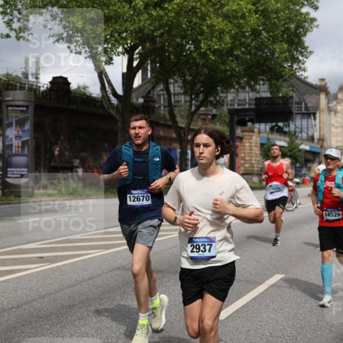 29.06.2025 - hella hamburg halbmarathon Yannick Fuchs http://msf.ph/oto/8189217 29.06.2025 10:43:49 20KM 2013, 2504, 2516, 2878, 2889, 2937, 3414, 3543, 3562, 3692, 4017, 4832, 5460, 5978, 6115, 7100, 7332, 7657, 8112, 8437, 8454, 8813, 9126, 9200, 9463, 9491, 9551, 9597, 9619, 9723, 9924, 9965, 10189, 11339, 11819, 11977, 12035, 12271, 12670, 13159, 13225, 13690, 13976, 14526, 14838, 15519, 15523, 15966, 16114, 16653, 16731, 16738, 16843, 16877, 16891, 17001, 17753, 17908, 18058, 18350, 18926, 18960, 19109 meine-sportfotos.de