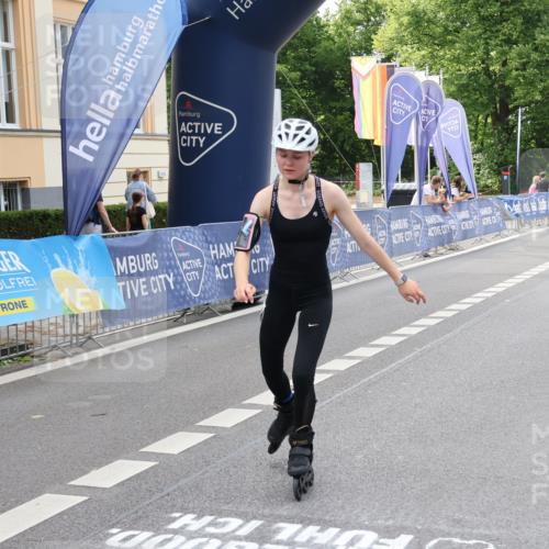 29.06.2025 - hella hamburg halbmarathon Strokosch-Dieckow http://msf.ph/oto/8189314 29.06.2025 09:29:43 Ziel 20089, 20502, 20525 meine-sportfotos.de