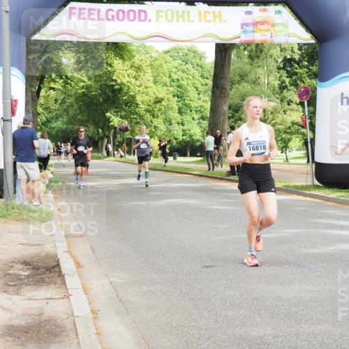 29.06.2025 - hella hamburg halbmarathon MichiJ http://msf.ph/oto/8189322 29.06.2025 10:19:28 Zwischen KM18-KM19 16818 meine-sportfotos.de