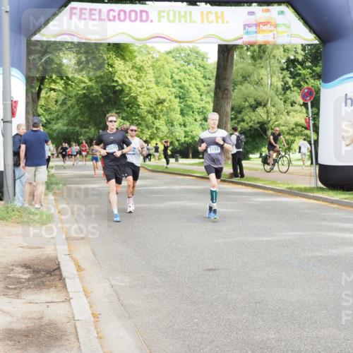 29.06.2025 - hella hamburg halbmarathon MichiJ http://msf.ph/oto/8189407 29.06.2025 10:19:31 Zwischen KM18-KM19 3189, 5308, 16818 meine-sportfotos.de