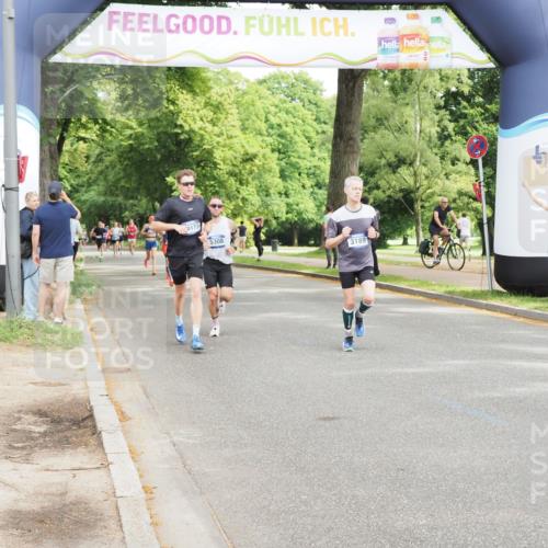 29.06.2025 - hella hamburg halbmarathon MichiJ http://msf.ph/oto/8189433 29.06.2025 10:19:31 Zwischen KM18-KM19 3189, 5308, 16818 meine-sportfotos.de
