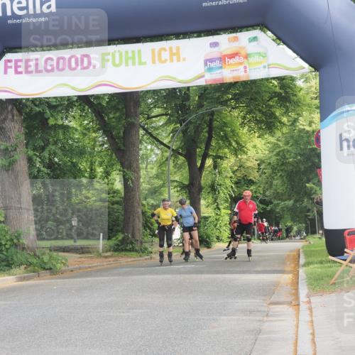 29.06.2025 - hella hamburg halbmarathon KatJ http://msf.ph/oto/8189438 29.06.2025 09:26:19 Zwischen KM18-KM19  meine-sportfotos.de