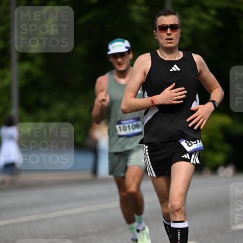 29.06.2025 - hella hamburg halbmarathon Dr. Thomas Lammeyer http://msf.ph/oto/8189473 29.06.2025 09:47:34 Kennedybrücke 1065, 1122, 2879, 3075, 3968, 5308, 5344, 7231, 7349, 7793, 8975, 9047, 9079, 10106, 10173, 10790 meine-sportfotos.de