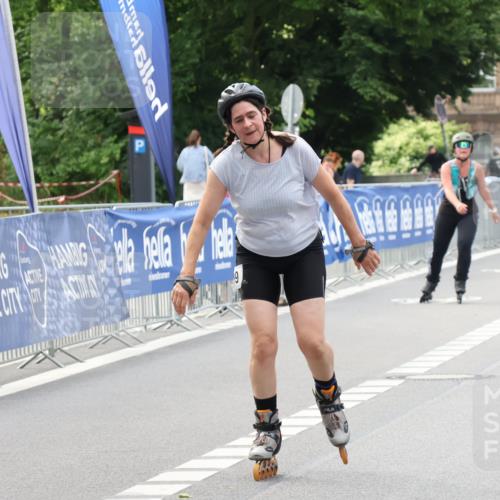 29.06.2025 - hella hamburg halbmarathon Strokosch-Dieckow http://msf.ph/oto/8189505 29.06.2025 09:29:51 Ziel 20028, 20089 meine-sportfotos.de
