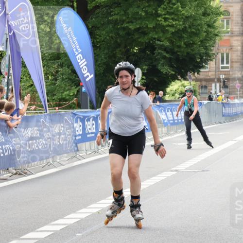29.06.2025 - hella hamburg halbmarathon Strokosch-Dieckow http://msf.ph/oto/8189520 29.06.2025 09:29:52 Ziel 20028, 20089 meine-sportfotos.de