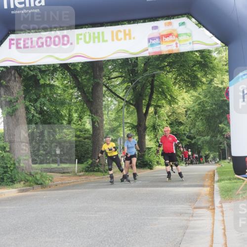 29.06.2025 - hella hamburg halbmarathon KatJ http://msf.ph/oto/8189526 29.06.2025 09:26:20 Zwischen KM18-KM19  meine-sportfotos.de