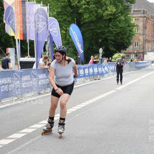 29.06.2025 - hella hamburg halbmarathon Strokosch-Dieckow http://msf.ph/oto/8189591 29.06.2025 09:29:53 Ziel 20028, 20089 meine-sportfotos.de