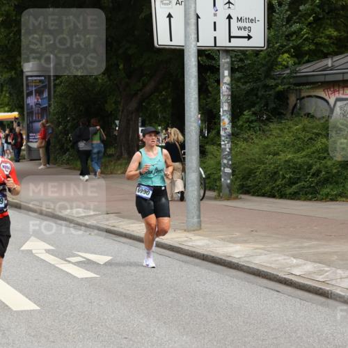 29.06.2025 - hella hamburg halbmarathon Yannick Fuchs http://msf.ph/oto/8189729 29.06.2025 10:30:59 20KM 2399, 2774, 3809, 6829, 6915, 6990, 6993, 10852, 11620, 12051, 12168, 12447, 12488, 13343, 13991, 14601, 14622, 15115, 15348, 15621, 17078, 17217, 17329, 17691, 18156, 18600 meine-sportfotos.de