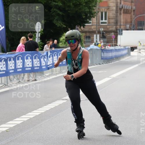 29.06.2025 - hella hamburg halbmarathon Strokosch-Dieckow http://msf.ph/oto/8189744 29.06.2025 09:29:56 Ziel 20028 meine-sportfotos.de