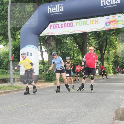 29.06.2025 - hella hamburg halbmarathon KatJ http://msf.ph/oto/8189898 29.06.2025 09:26:22 Zwischen KM18-KM19  meine-sportfotos.de