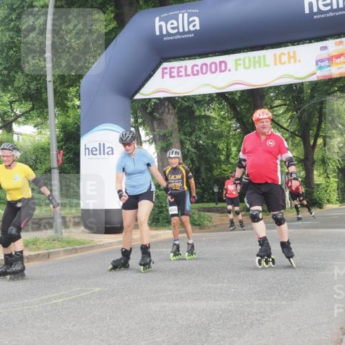 29.06.2025 - hella hamburg halbmarathon KatJ http://msf.ph/oto/8190012 29.06.2025 09:26:22 Zwischen KM18-KM19  meine-sportfotos.de