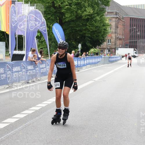 29.06.2025 - hella hamburg halbmarathon Strokosch-Dieckow http://msf.ph/oto/8190038 29.06.2025 09:30:20 Ziel 20301, 20528 meine-sportfotos.de