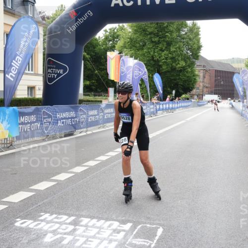 29.06.2025 - hella hamburg halbmarathon Strokosch-Dieckow http://msf.ph/oto/8190105 29.06.2025 09:30:21 Ziel 20301, 20528 meine-sportfotos.de