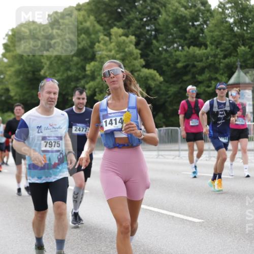 29.06.2025 - hella hamburg halbmarathon Jannik Wohlers http://msf.ph/oto/8190245 29.06.2025 10:24:05 Lombardsbrücke 1064, 1352, 1395, 2132, 2280, 2477, 2944, 3053, 3132, 3421, 3786, 4111, 4162, 4221, 4464, 4719, 5138, 5829, 5830, 6478, 6524, 6526, 6570, 7528, 7975, 8167, 8297, 9063, 11651, 12070, 12210, 12303, 13111, 13113, 13380, 13573, 13638, 13711, 14143, 15796, 18077, 18105, 19080 meine-sportfotos.de