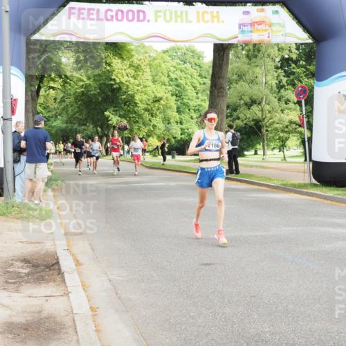 29.06.2025 - hella hamburg halbmarathon MichiJ http://msf.ph/oto/8190246 29.06.2025 10:19:36 Zwischen KM18-KM19 3189, 5308, 10173, 16713 meine-sportfotos.de