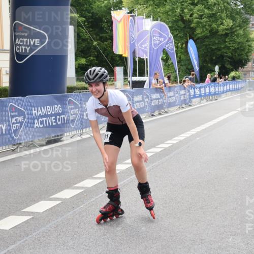 29.06.2025 - hella hamburg halbmarathon Strokosch-Dieckow http://msf.ph/oto/8190261 29.06.2025 09:30:29 Ziel 20301 meine-sportfotos.de