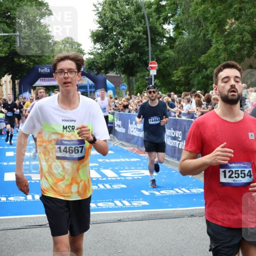 29.06.2025 - hella hamburg halbmarathon Zöllner http://msf.ph/oto/8190265 29.06.2025 10:44:37 Ziel 1468, 1782, 2365, 2402, 3305, 4991, 5476, 6490, 6495, 7322, 7710, 8928, 12554, 12711, 14351, 14464, 14798, 14816, 15862, 16224, 17097, 18107, 18464, 18539, 18560, 18765, 19206 meine-sportfotos.de