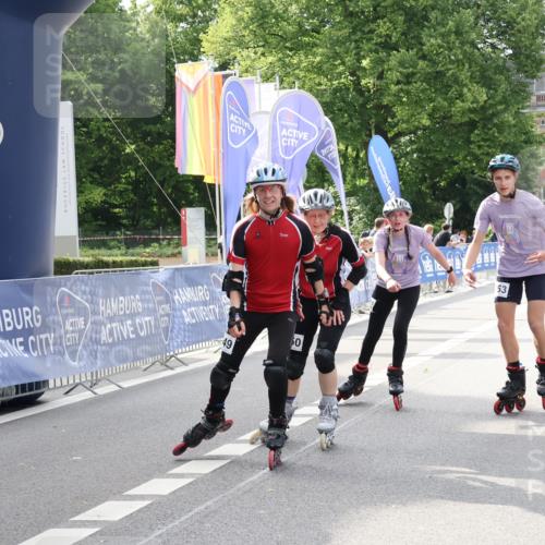 29.06.2025 - hella hamburg halbmarathon Strokosch-Dieckow http://msf.ph/oto/8190386 29.06.2025 09:30:48 Ziel 20152, 20153, 20549, 20550 meine-sportfotos.de