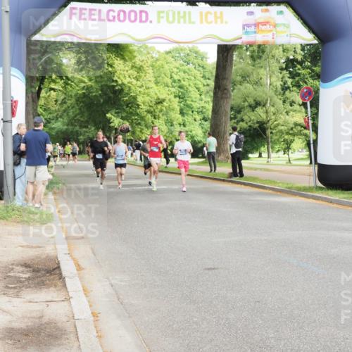 29.06.2025 - hella hamburg halbmarathon MichiJ http://msf.ph/oto/8190437 29.06.2025 10:19:38 Zwischen KM18-KM19 3189, 5308, 7186, 10173, 16713 meine-sportfotos.de
