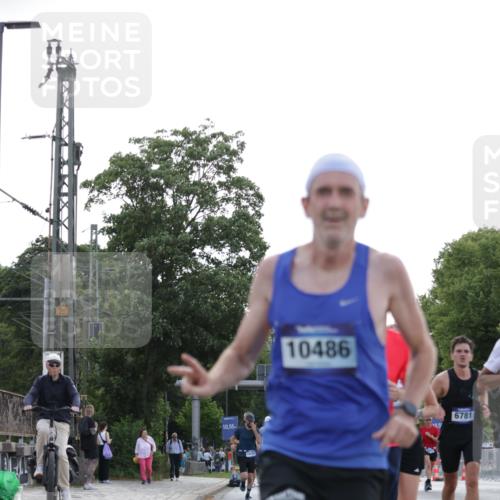 29.06.2025 - hella hamburg halbmarathon Jannik Wohlers http://msf.ph/oto/8190510 29.06.2025 09:44:43 Lombardsbrücke 1827, 2746, 3201, 5269, 6619, 6781, 10486, 10848, 11169, 12049, 12595, 12900, 13838, 14140, 14164, 14289, 15883, 16157, 16508, 16713, 16818, 17428, 17488, 18737, 18837, 18871, 18874, 19142 meine-sportfotos.de