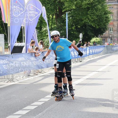29.06.2025 - hella hamburg halbmarathon Strokosch-Dieckow http://msf.ph/oto/8190521 29.06.2025 09:31:15 Ziel 20273, 20274 meine-sportfotos.de